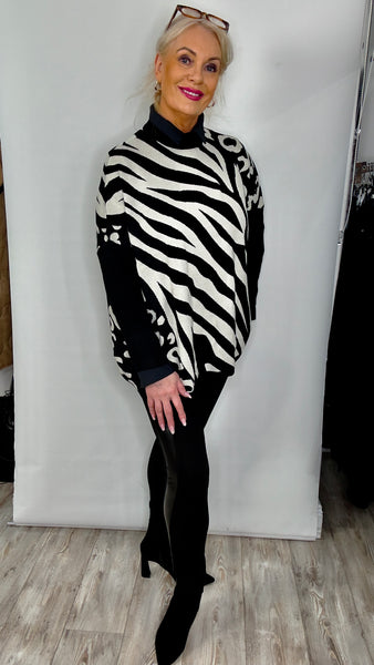 Zebra High Neck Knit